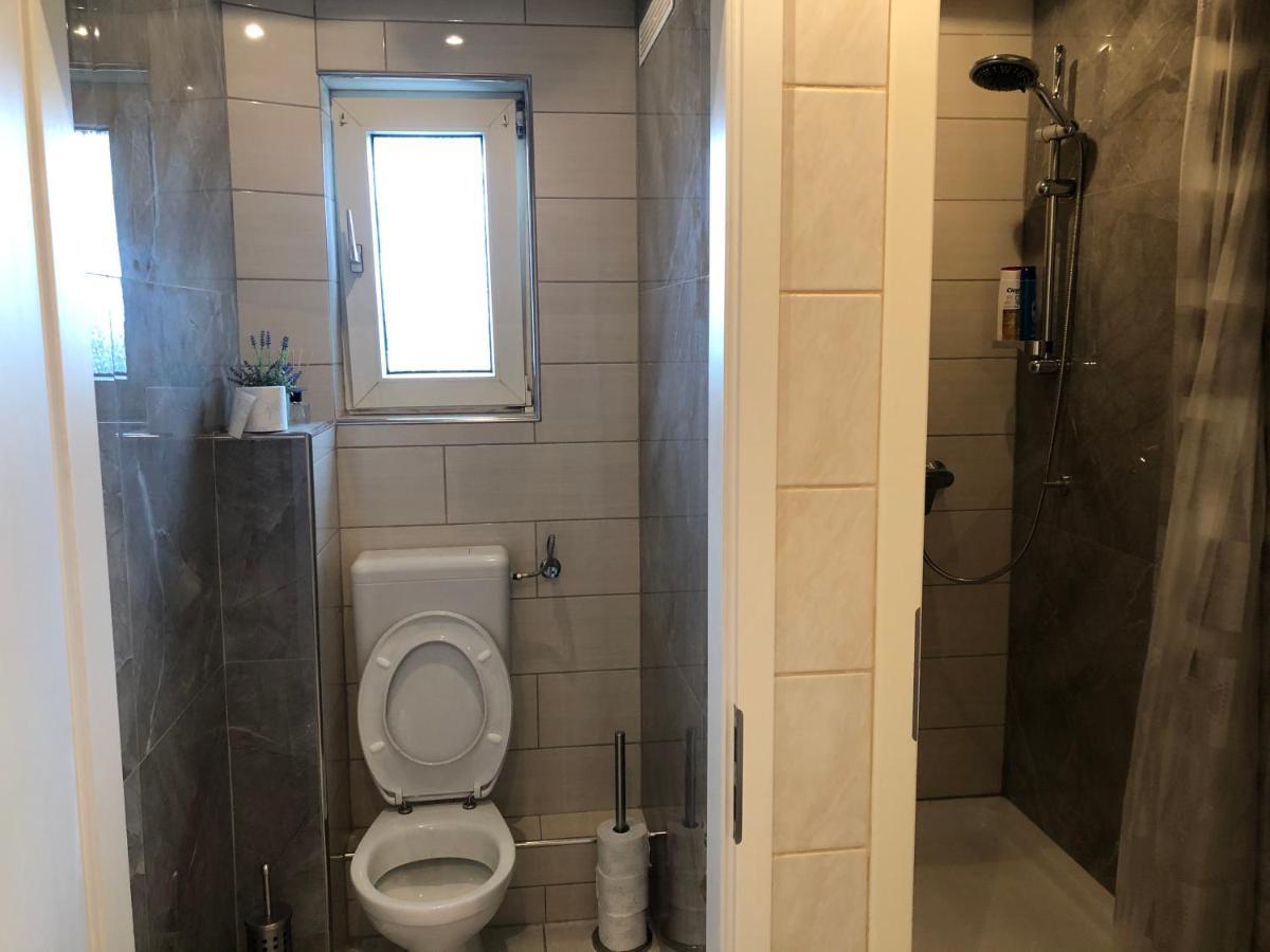 M/P Apartment Дуйсбург Екстериор снимка