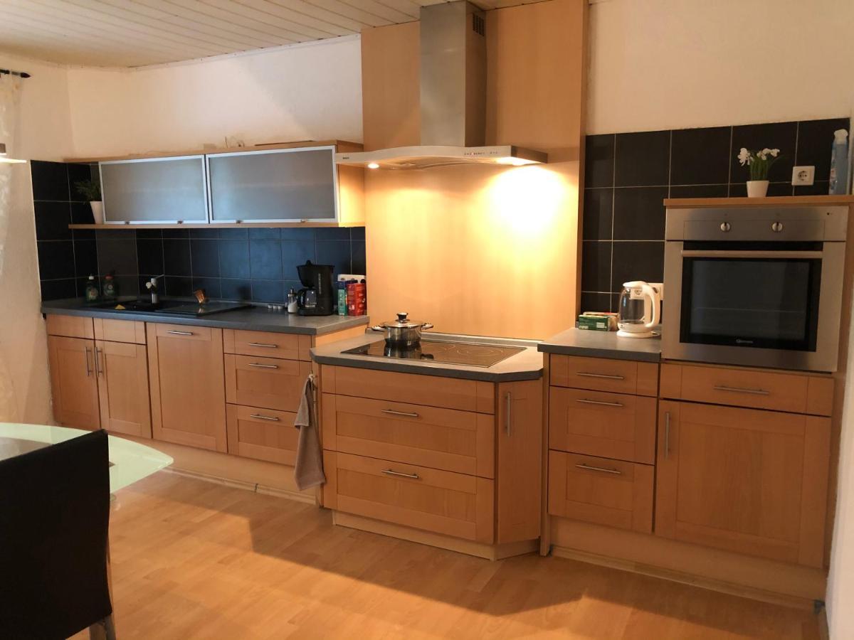 M/P Apartment Дуйсбург Екстериор снимка